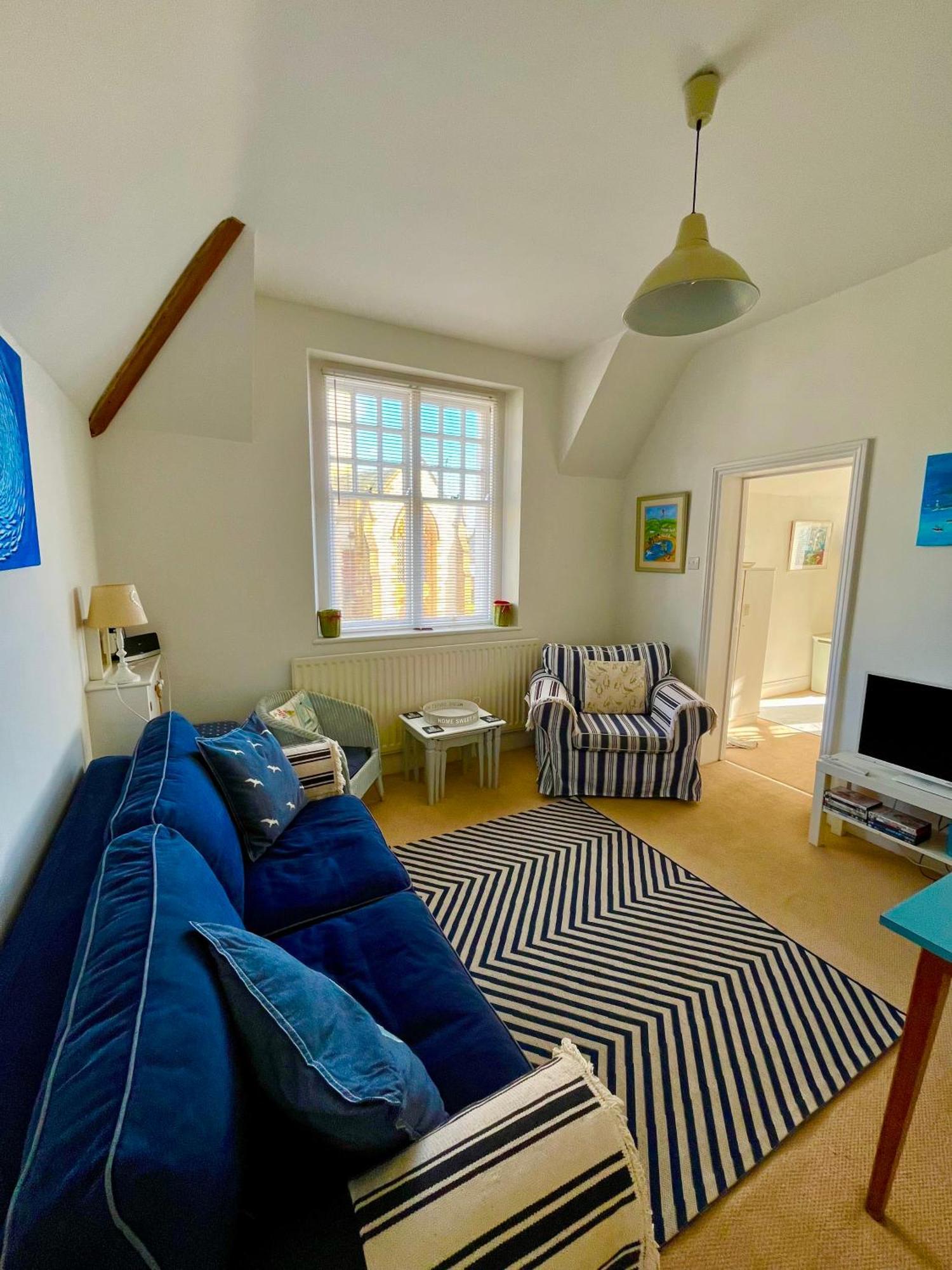 Апартаменты Lyme Regis Renovated Period Seaside Flat Экстерьер фото